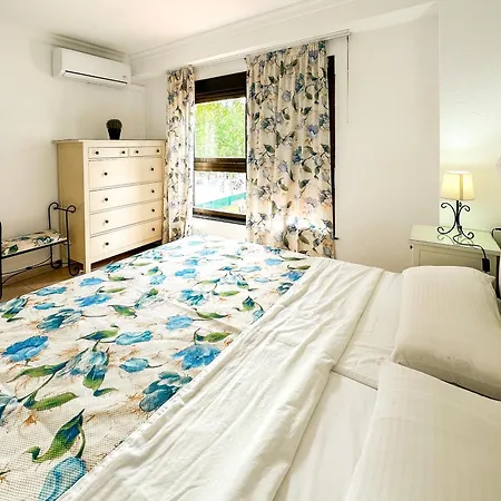 Front Al Mar - And Comfort *