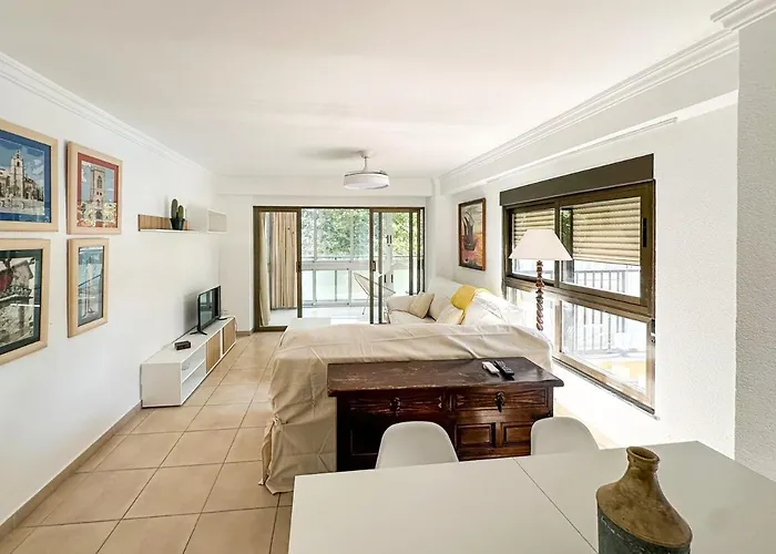 Front Al Mar - And Comfort *