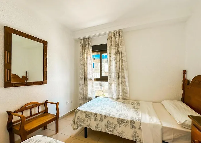 Front Al Mar - And Comfort *