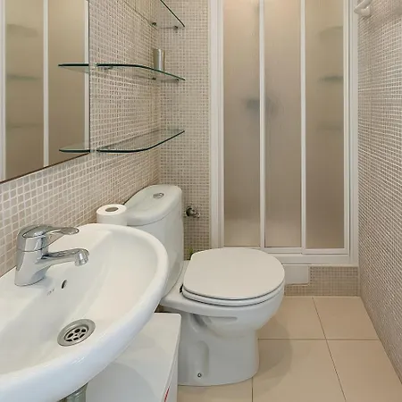 Front Al Mar - And Comfort Apartment