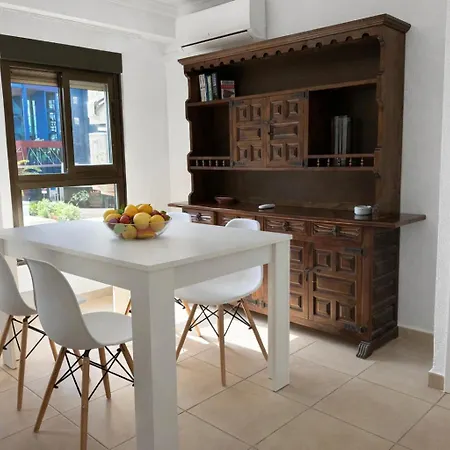 Apartamento Frente Al Mar Con Piscina