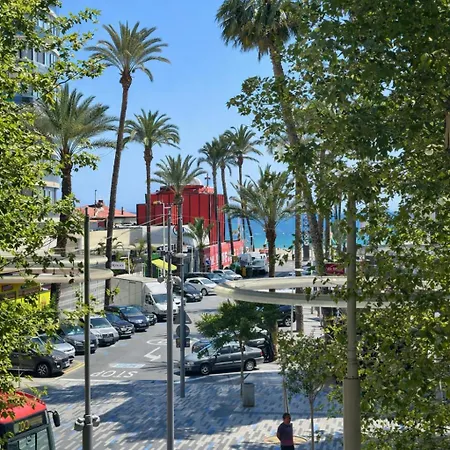 Apartman Frente Al Mar Con Piscina Benidorm